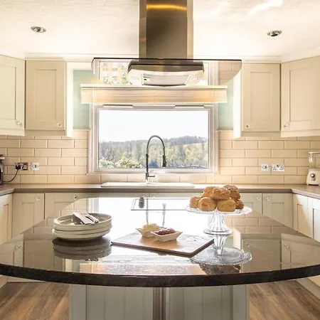 Beautifully Family Or Couples With Fabulous Views Holiday home *