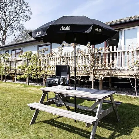 Beautifully Family Or Couples With Fabulous Views Holiday home Truro